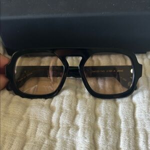 Elisa Johnson Black Square Aviator Sunglasses